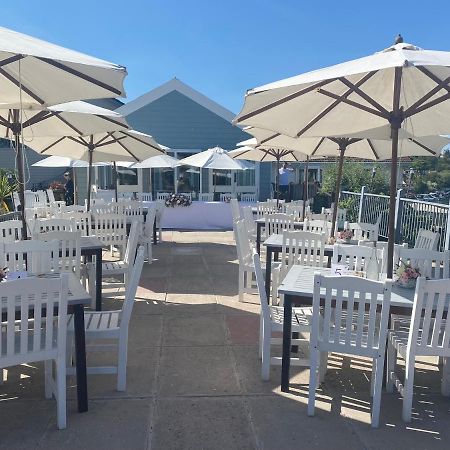 The Riverside Inn Saltford Экстерьер фото