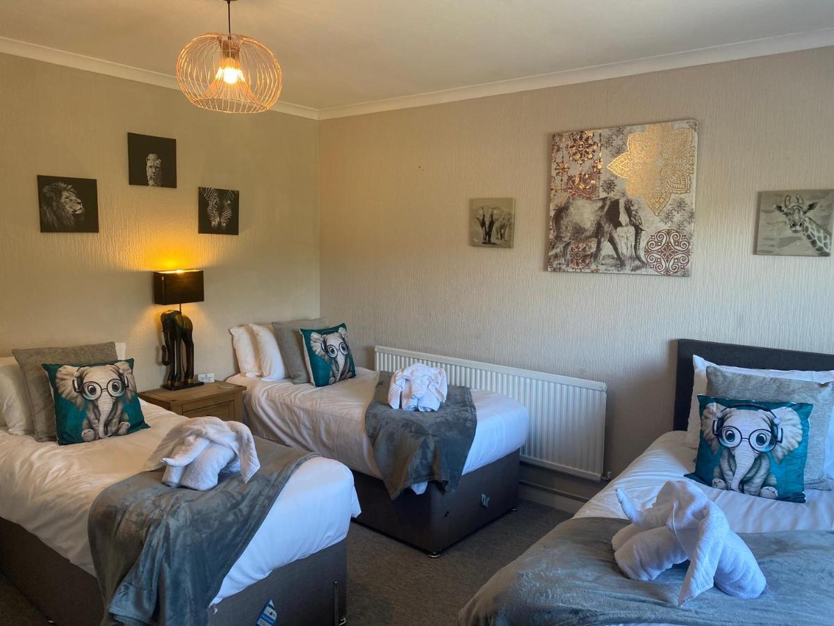 The Riverside Inn Saltford Экстерьер фото